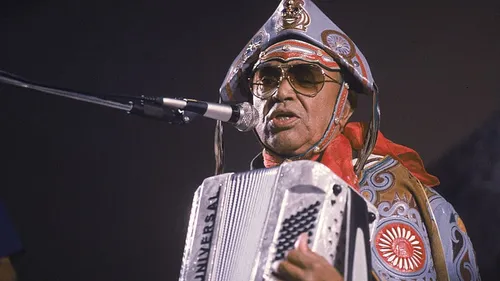 
				
					Faça uma playlist de Luiz Gonzaga. Ainda dá tempo
				
				