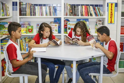 
				
					MPPB recomenda medidas para aumentar promoção da igualdade racial nas escolas estaduais
				
				