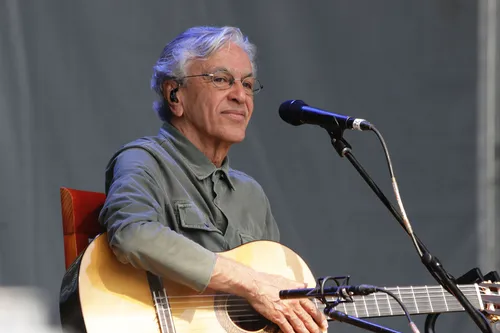 
				
					Na CBN João Pessoa, a Sexta de Música traz o lado B de Caetano Veloso
				
				