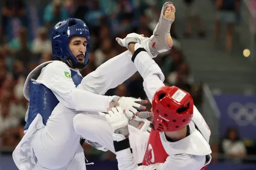 
				
					Olímpiadas 2024: Netinho perde na estreia no taekwondo e aguarda pela repescagem
				
				