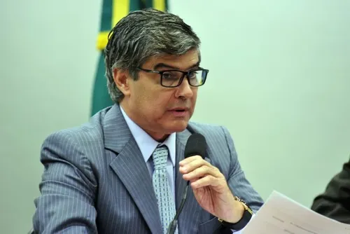 
				
					PL na Paraíba sofre com 'debandada' após rupturas dentro do partido
				
				