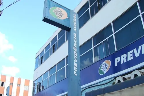 
				
					INSS vai entrar em contato com vítimas de descontos irregulares por aplicativo
				
				