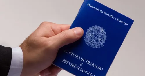 
				
					Feira de empregabilidade oferece 100 vagas de emprego e estágio, em Campina Grande
				
				