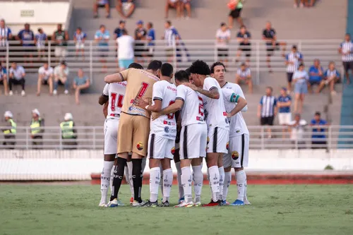 
				
					Perto do fim do semestre, veja as mudanças nos times titulares de Botafogo-PB, Treze e Sousa
				
				