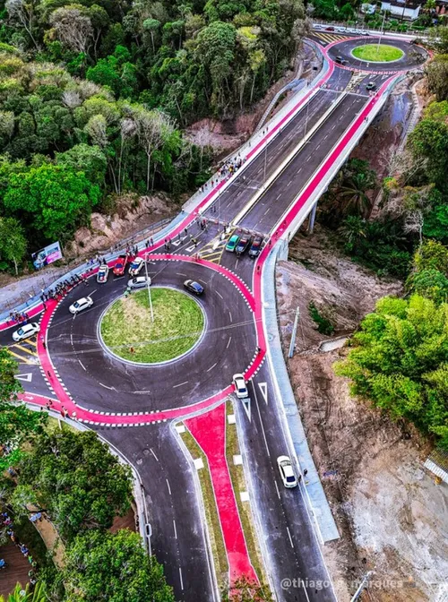 
				
					Ponte das Três Ruas, ligando Bancários à UFPB, é inaugurada
				
				