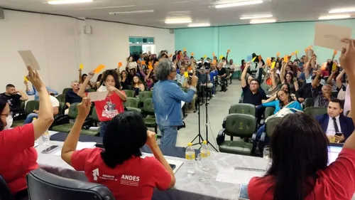 
				
					Professores da UEPB paralisam atividades nesta quinta
				
				