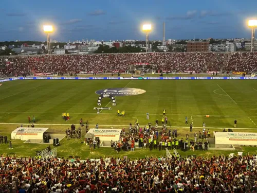 
				
					Flamengo volta à Paraíba em 2025 com jogo do Carioca, em Campina Grande
				
				