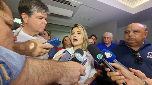 
				
					Ruy Carneiro confirma Amanda CSI como vice para disputa em João Pessoa
				
				