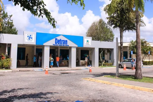 
				
					Detran-PB alerta sobre golpe com site falso do Programa Habilitação Social
				
				