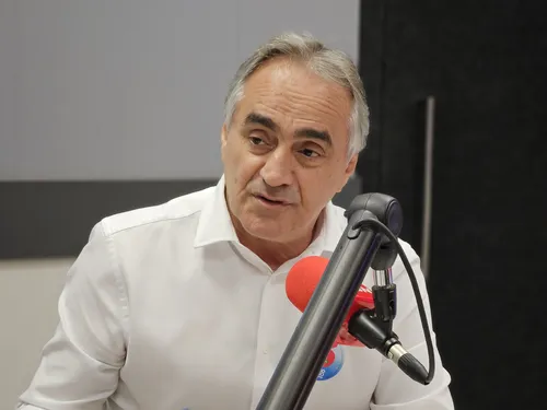 
				
					Assembleia aprova projeto que promove a igualdade de gênero na arbitragem esportiva na Paraíba
				
				