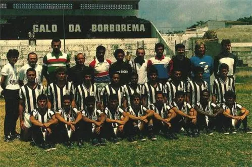 
				
					Santa Cruz x Treze: relembre cinco jogos históricos do Galo contra a Cobra Coral
				
				