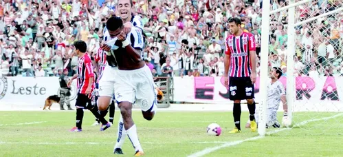 
				
					Santa Cruz x Treze: relembre cinco jogos históricos do Galo contra a Cobra Coral
				
				