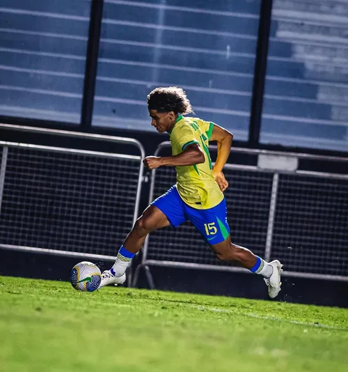 
				
					Seleção brasileira sub-20: Pedro Lima é convocado para a disputa do Sul-Americano
				
				