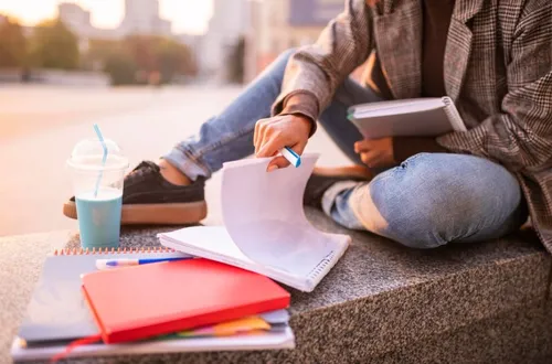 
				
					Prazo para fazer pré-matrícula em escolas da rede estadual termina hoje
				
				