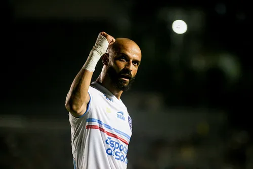 
				
					Thaciano chega a 12 jogos sem marcar e vive maior seca de gols no Bahia em 2024
				
				