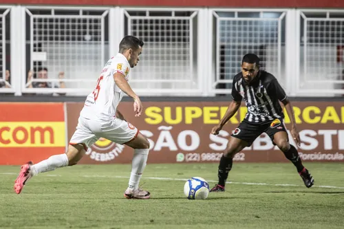 
				
					Tombense x Botafogo-PB pela Série C 2024: em noite de Wallace, Belo vence por 2 a 1 e lidera
				
				