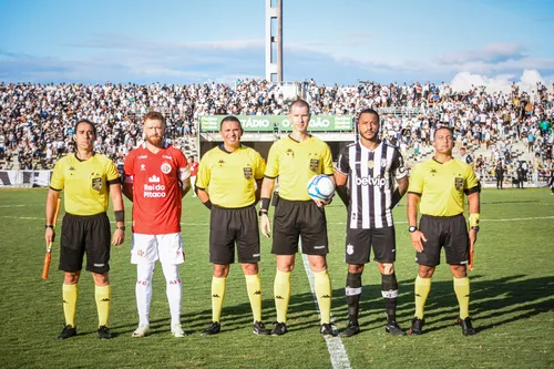 
				
					Treze x América-RN pela Série D 2024: com um a mais, Galo sofre gol no final e empata com o Mecão
				
				