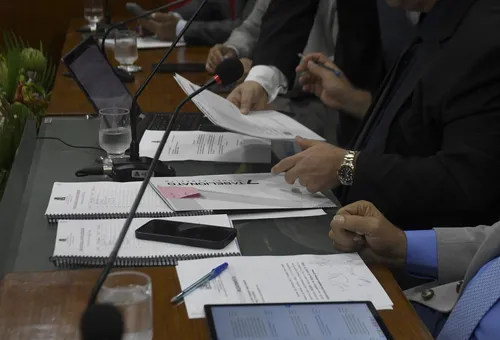 
				
					CPI dos Combustíveis em João Pessoa: parecer da Câmara dá aval para abertura da investigação
				
				