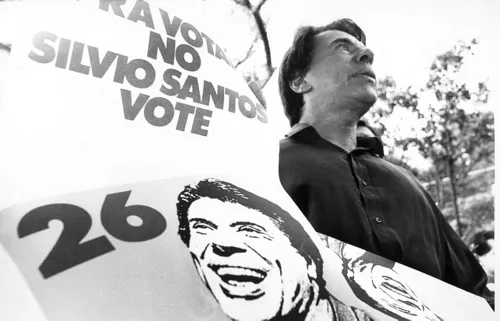 
				
					Vice de Sílvio Santos nas eleições de 89 revela "resistência duríssima" contra o apresentador
				
				