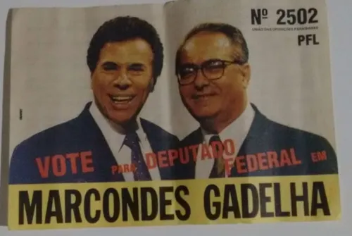 
				
					Vice de Sílvio Santos nas eleições de 89 revela "resistência duríssima" contra o apresentador
				
				