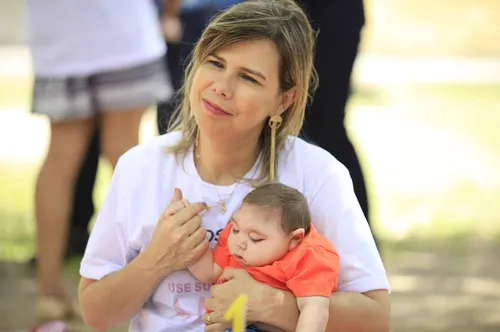 
				
					Zika congênita: quase uma década depois, rotina de mães e filhos continua sendo um desafio
				
				