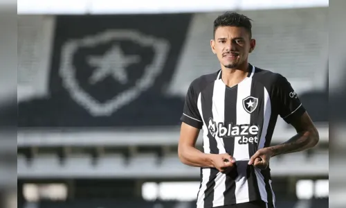 
				
					Botafogo renova com Tiquinho Soares até 2026
				
				