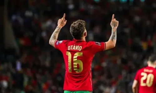 
				
					Otávio é convocado pela seleção de Portugal para disputar a Euro 2024
				
				