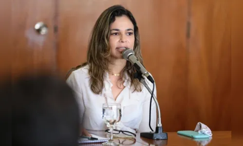 
				
					Rosália evita atritos no PSD, mas nega possível composição do partido com Romero Rodrigues
				
				