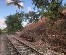 Interrupção das viagens de trem entre João Pessoa e Cabedelo completa cinco dias