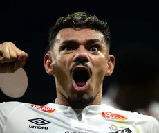 Tiquinho Soares no Botafogo-PB? Torcida do Belo pede contratação do atacante nas redes sociais