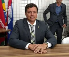 TRE-PB mantém candidatura de Vitor Hugo a deputado estadual indeferida