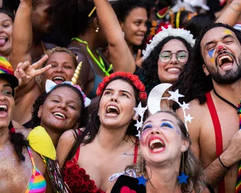 Qual será o hit do Carnaval 2026? Conheça as músicas que são apostas para dominar a folia