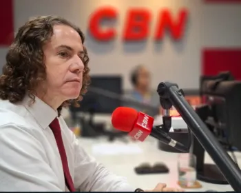 Veneziano fala em “vitória da moralidade” e critica "abusos" na disputa ao Senado