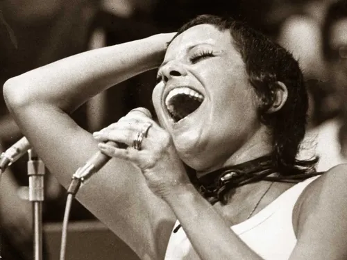 
				
					80 músicas para celebrar os 80 anos de Elis Regina
				
				