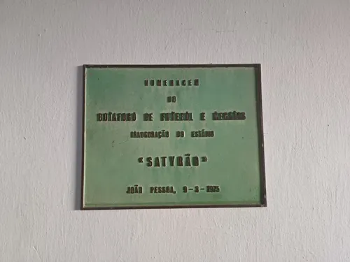 
				
					Almeidão 50 anos: inaugurado como Satyrão, estádio mudou nome para José Américo de Almeida Filho
				
				