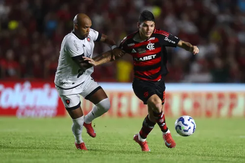 
				
					Botafogo-PB x Flamengo tem a maior renda da história do futebol nordestino
				
				