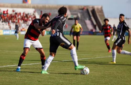 
				
					Botafogo-PB x Campinense pelo Campeonato Paraibano 2025: Belo goleia a Raposa e se firma no G-4
				
				