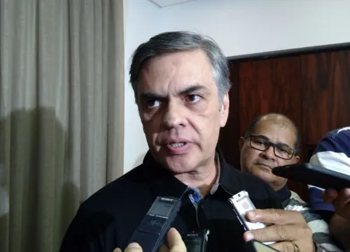 

					Cássio confirma que Pedro Cunha Lima assumirá comando do PSD na Paraíba

				