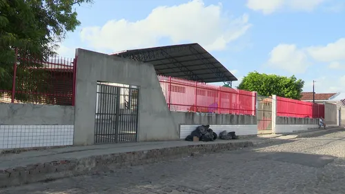
Escolas municipais de João Pessoa são autorizadas a ter a presença de padres e pastores
