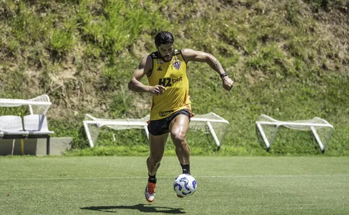 
				
					Hulk avalia desempenho pelo Atlético-MG em 2025: "Está bem longe do que eu imaginava"
				
				