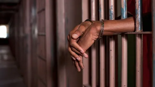 
				
					Justiça mantém decisão que determina transferência de presos da Cadeia Pública de Bayeux
				
				