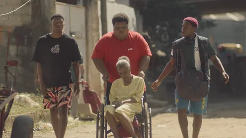 
				
					'Kasa Branca': estreia do cinema nacional, filme retrata drama de família contra Alzheimer
				
				