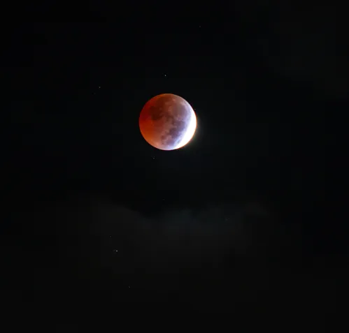 
				
					Lua de Sangue: veja imagens do eclipse lunar na Paraíba
				
				