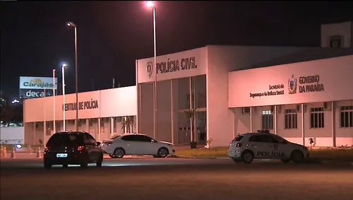 
				
					Homem é preso suspeito de utilizar quatro nomes falsos, em João Pessoa
				
				