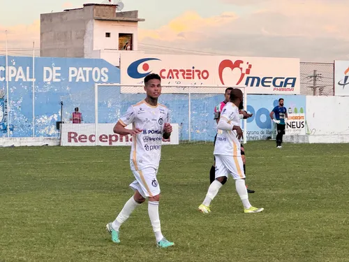 
				
					Pombal x Botafogo-PB pelo Campeonato Paraibano 2025: Carcará vence por 1 a 0 e sai do Z-2
				
				