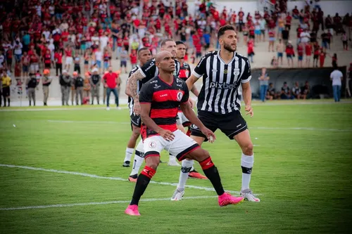 
				
					Treze x Serra Branca pelo Campeonato Paraibano 2025: onde assistir, horário e escalações
				
				
