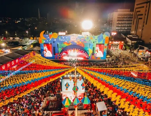 
				
					Capacidade de público do São João 2025 de Campina Grande é definida
				
				