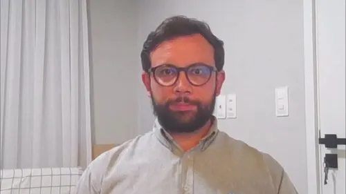 
				
					PRF interrompe transporte de transformador para parque eólico na Paraíba
				
				