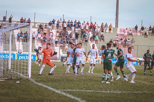 
				
					Vitória x Sousa pela Copa do Nordeste 2025: onde assistir, horário, escalações e arbitragem
				
				