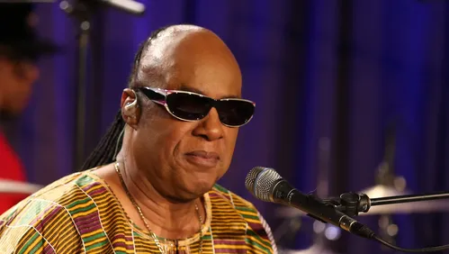 
				
					Stevie Wonder faz 75 anos
				
				